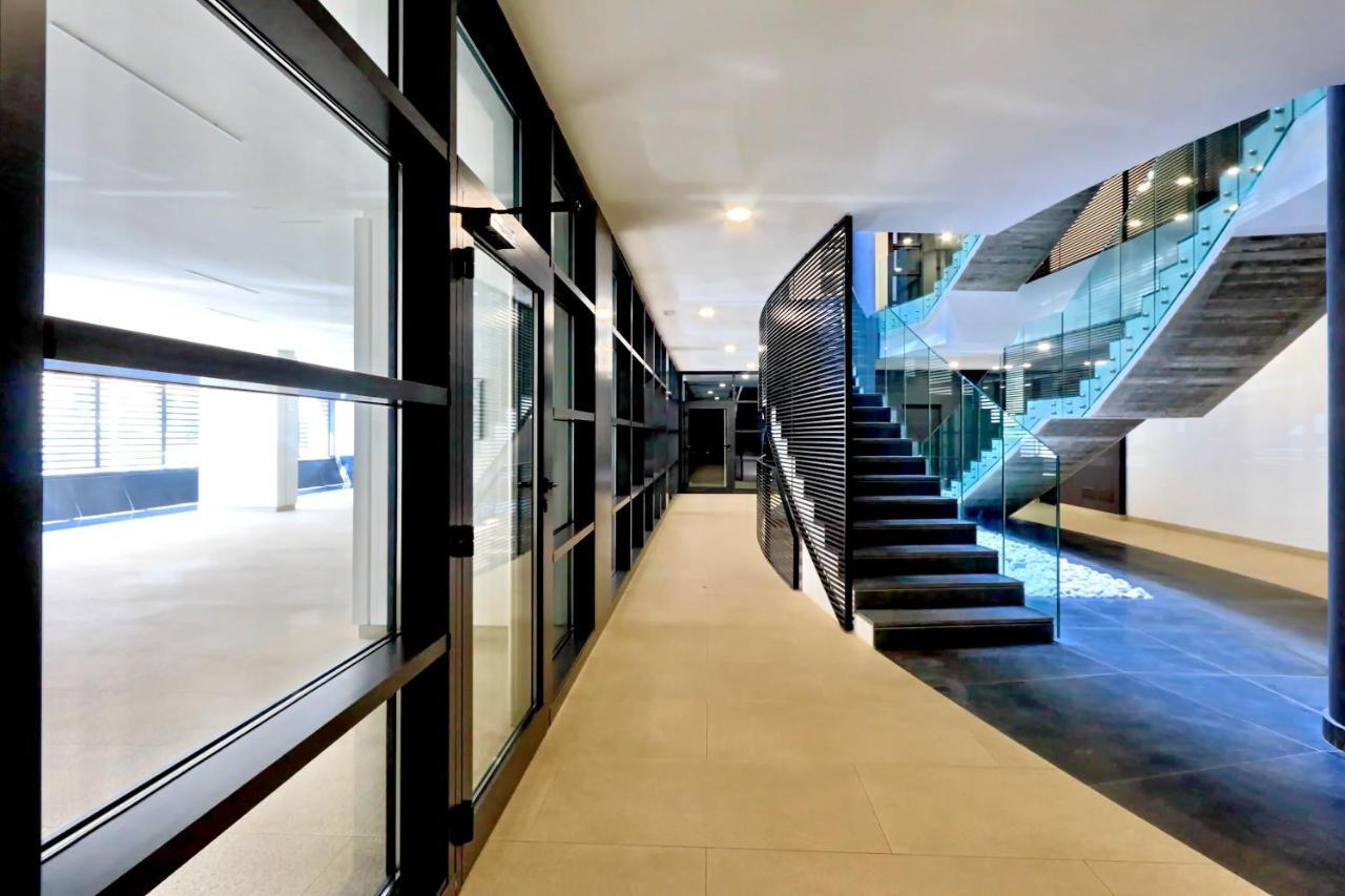 Green Terraced Apartment. 3 Stops From Colosseum Luaran gambar